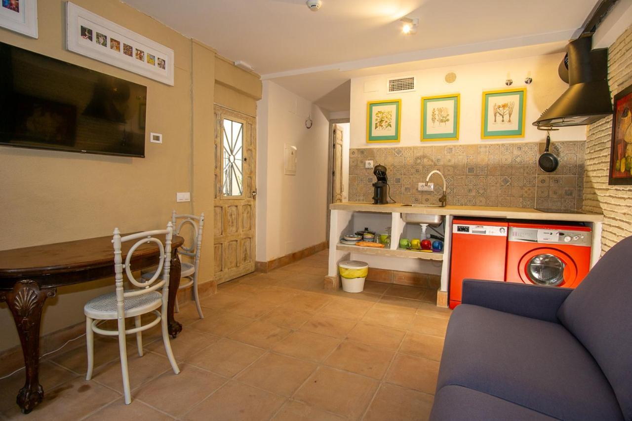 Apartamentos Sharis Jerez de la Frontera Luaran gambar