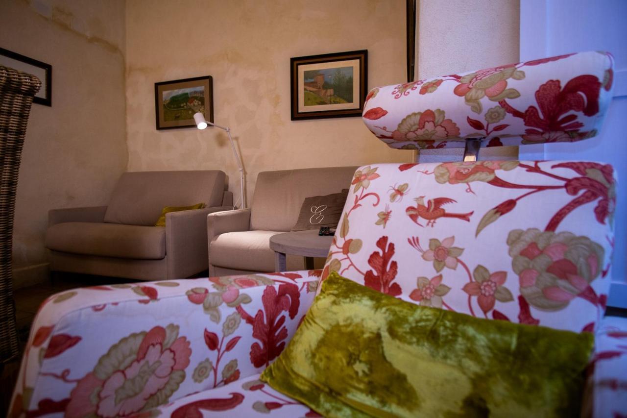 Apartamentos Sharis Jerez de la Frontera Luaran gambar