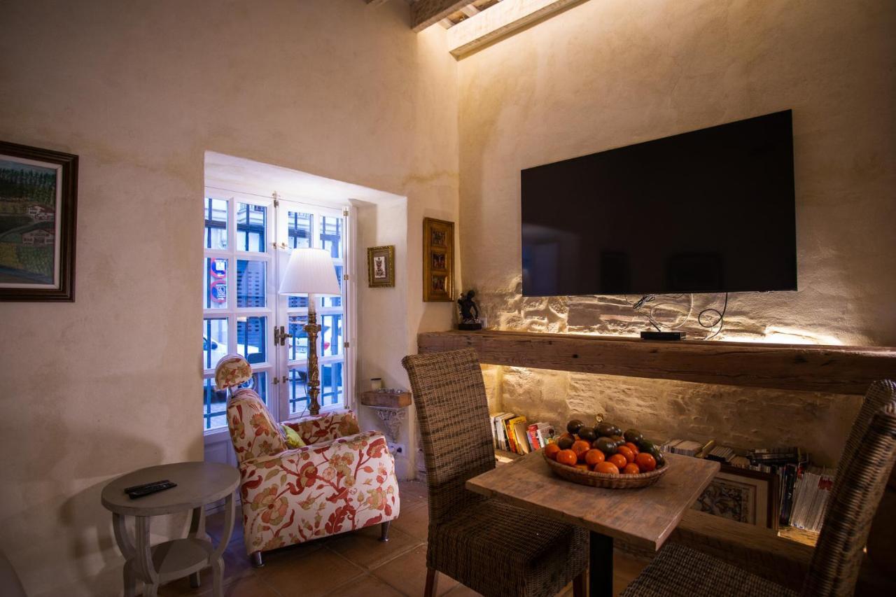 Apartamentos Sharis Jerez de la Frontera Luaran gambar