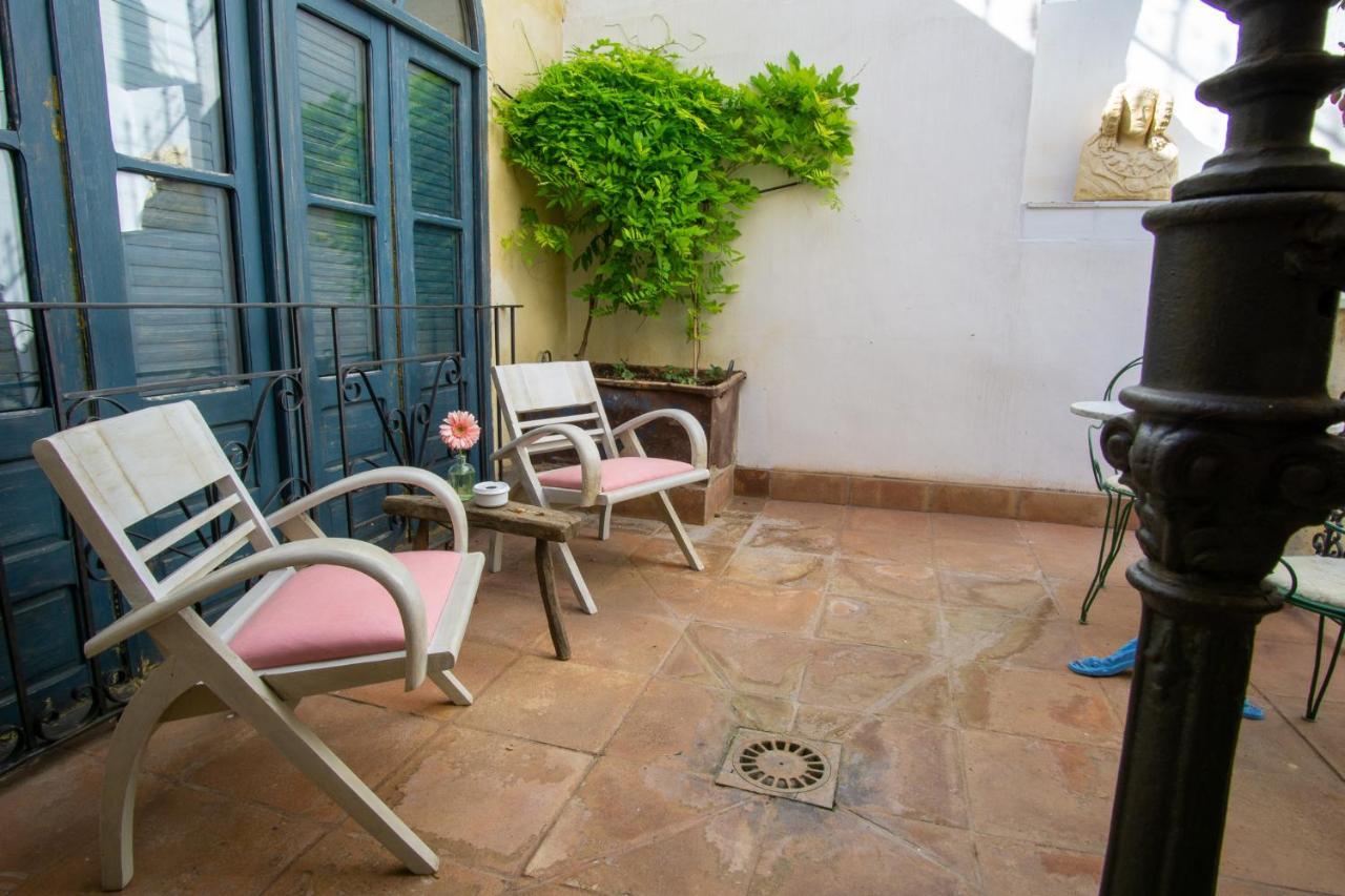Apartamentos Sharis Jerez de la Frontera Luaran gambar